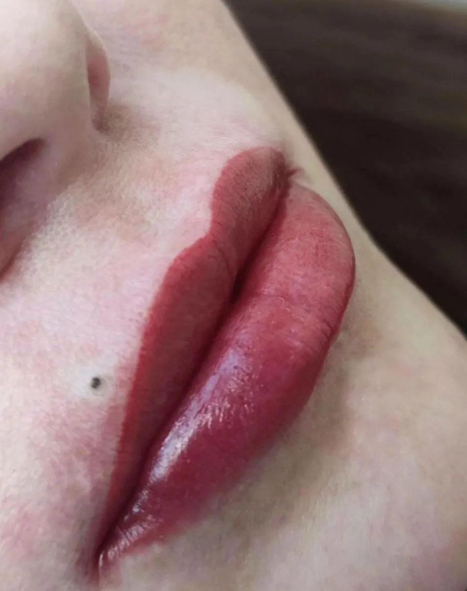 cosmetic tattoo lips
